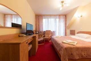 Курортные отели Paradiso Park Поберово Двухместный номер с 2 отдельными кроватями и балконом-1